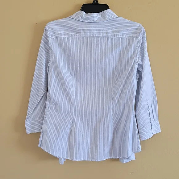GAP-Women's button-down shirt - Picture 3 of 13
